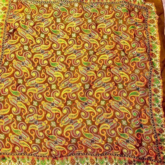 2 nice scarfs - Picture 2 of 3